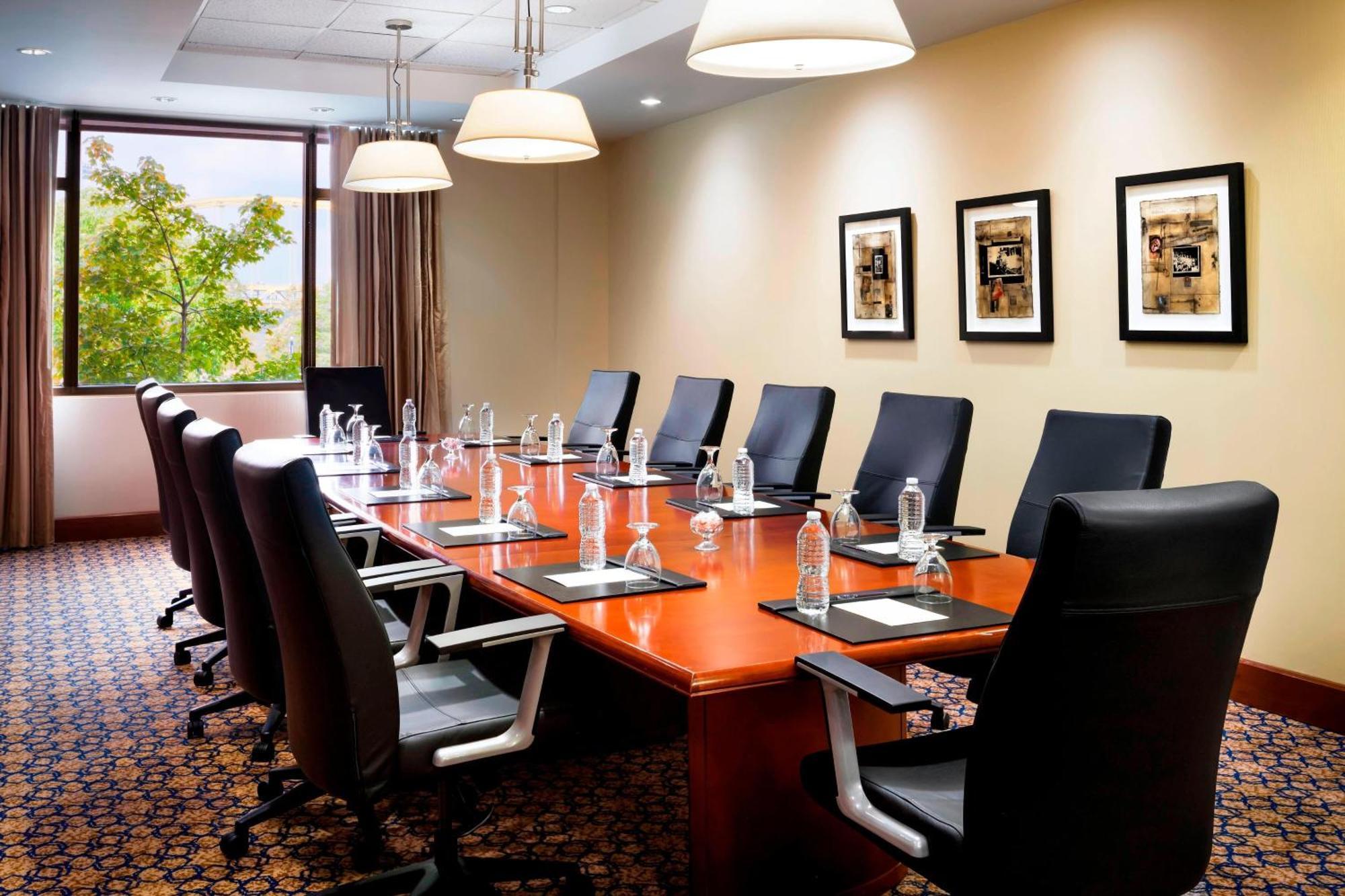 Sheraton Pittsburgh Hotel At Station Square Buitenkant foto